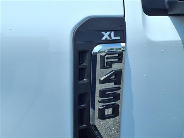 2025 Ford F450 XL