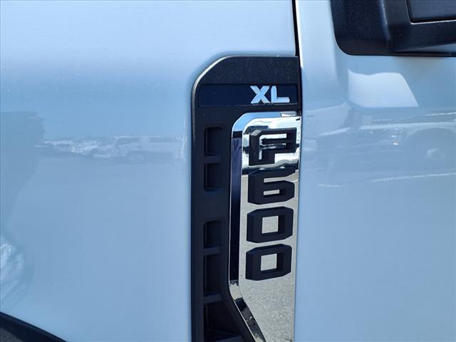 2025 Ford F600 XL