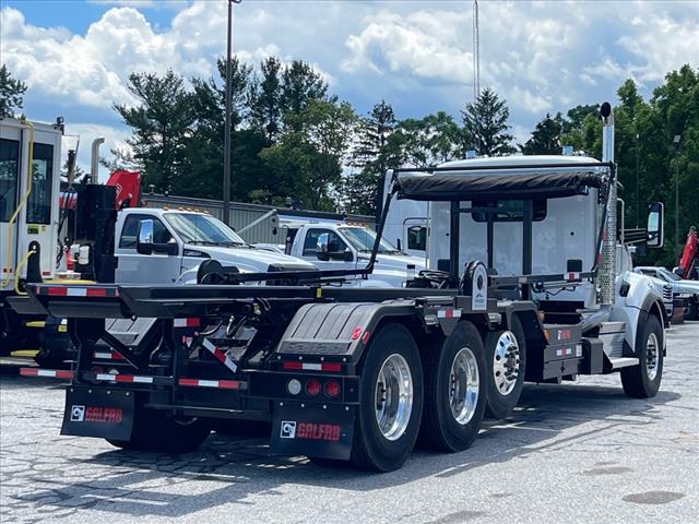 2025 Kenworth T880 Rolloff