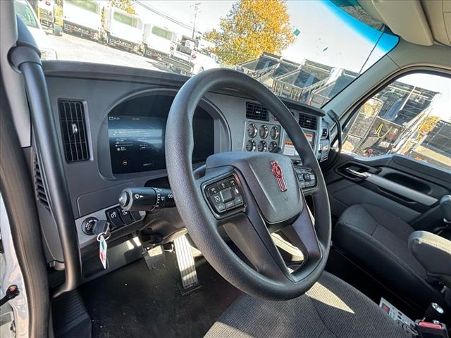 2025 Kenworth T880 Rolloff