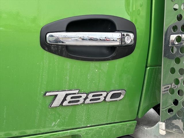2025 Kenworth T880 Dump