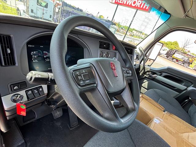2025 Kenworth T880 Day Cab