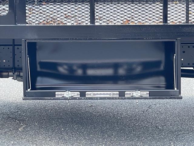 2025 Isuzu NPR HD GAS LANDSCAPE DOVETAIL