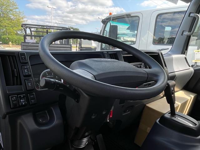 2025 Isuzu NRR Chassis
