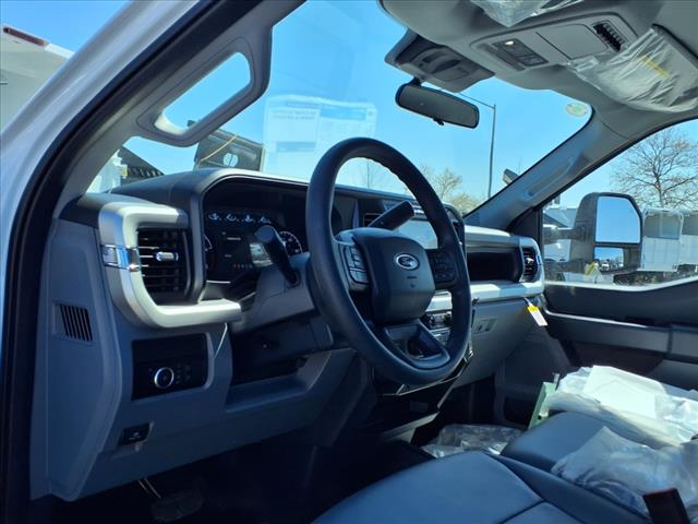 2025 Ford F550 XL