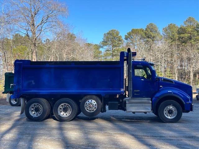 2025 Kenworth T880 Dump