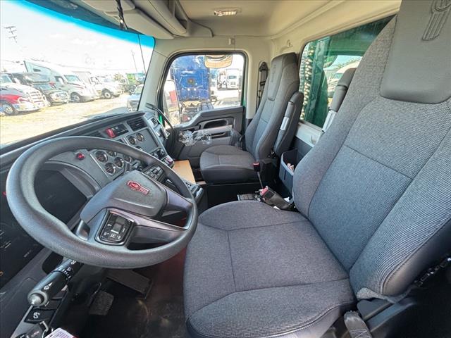 2025 Kenworth T880 Dump