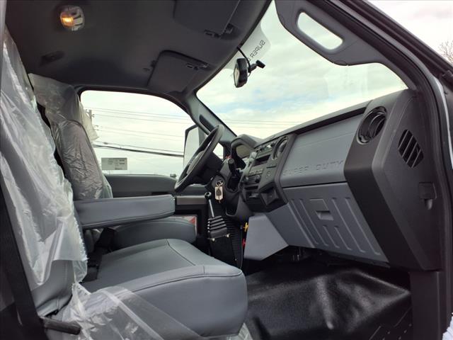 2025 Ford F750 SUPER DUTY