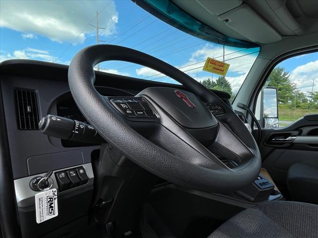 2025 Kenworth T880 Hook