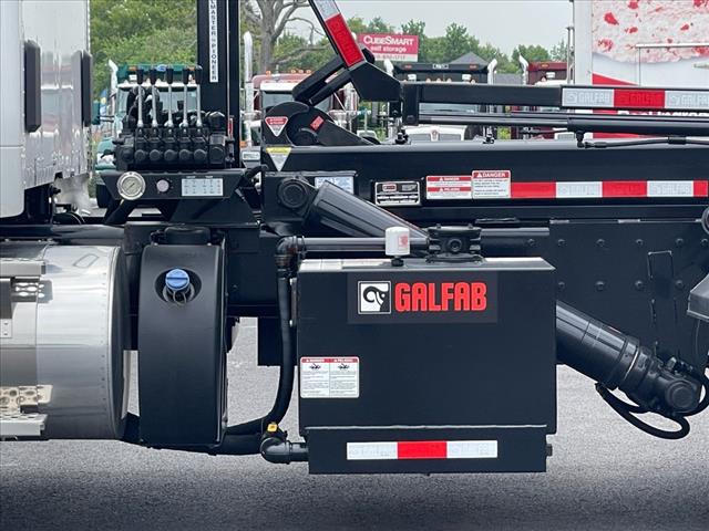 2025 Kenworth T880 Single Cab
