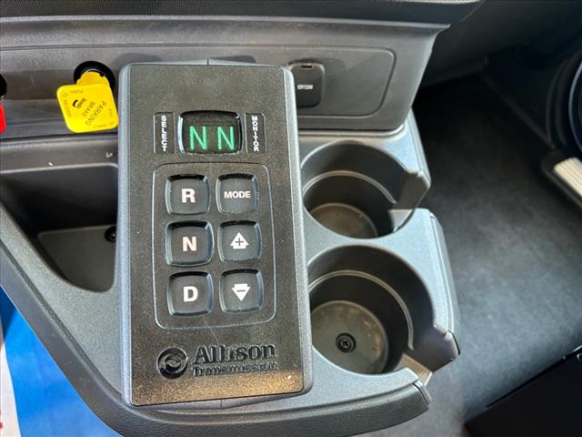 2025 Kenworth T880 Dump
