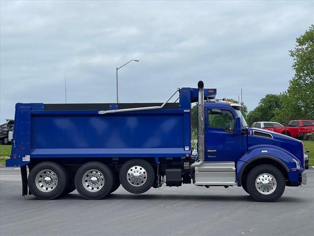 2025 Kenworth T880 Dump