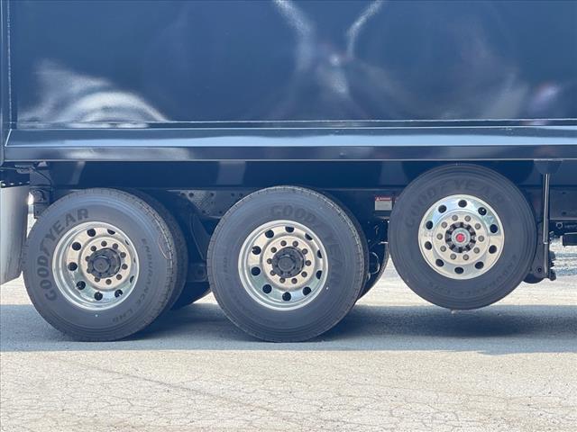 2025 Kenworth T880 Dump