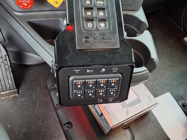 2025 Kenworth T880 VACUUM