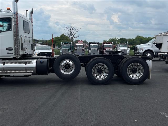 2025 Kenworth T880 Single Cab
