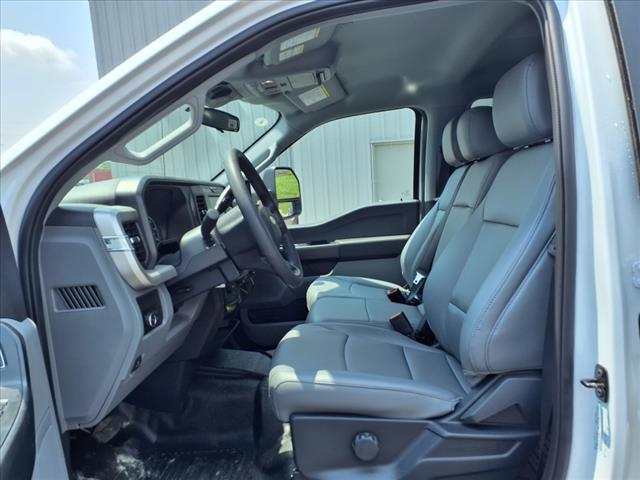 2025 Ford F-350 Super Duty XL