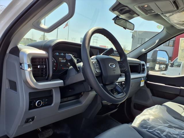 2025 Ford F550 XL