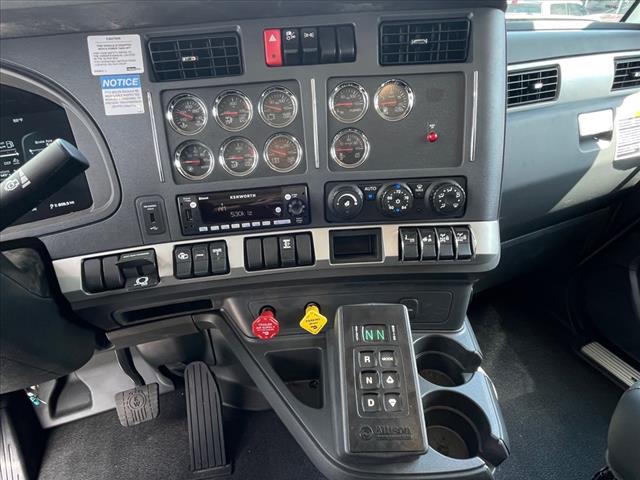2025 Kenworth T-880 Single Cab
