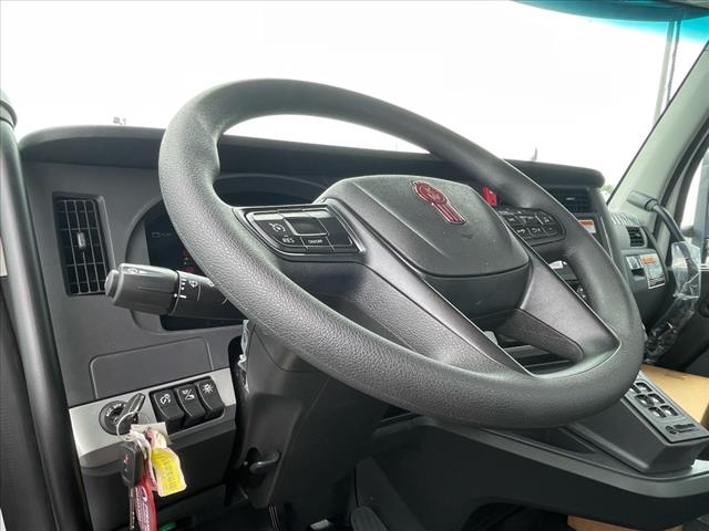 2025 Kenworth T880 Single Cab