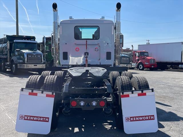 2025 Kenworth W990 Tractor