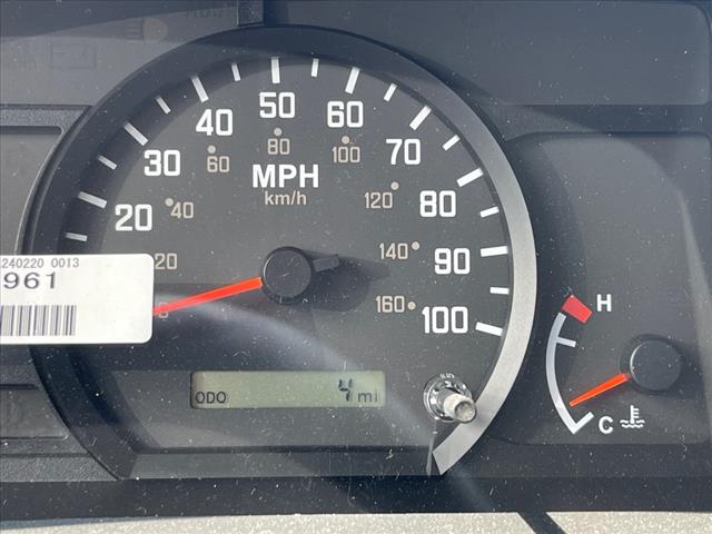 2025 Isuzu NRR Crew Cab