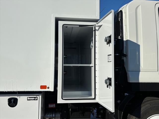 2025 Isuzu FTR 16 Chipper