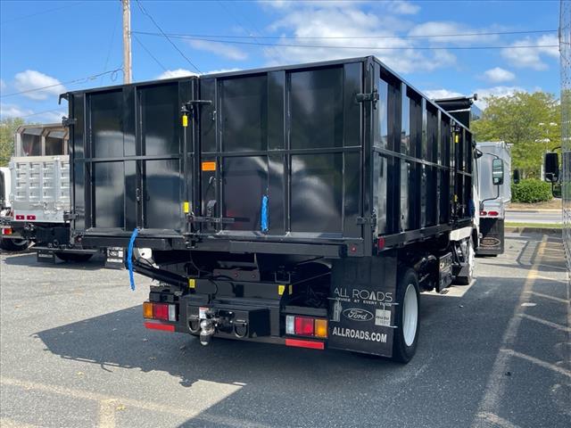 2024 Isuzu NRR CREW Diesel