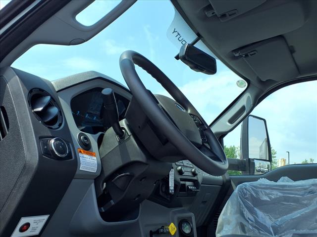 2025 Ford F750 SUPER DUTY