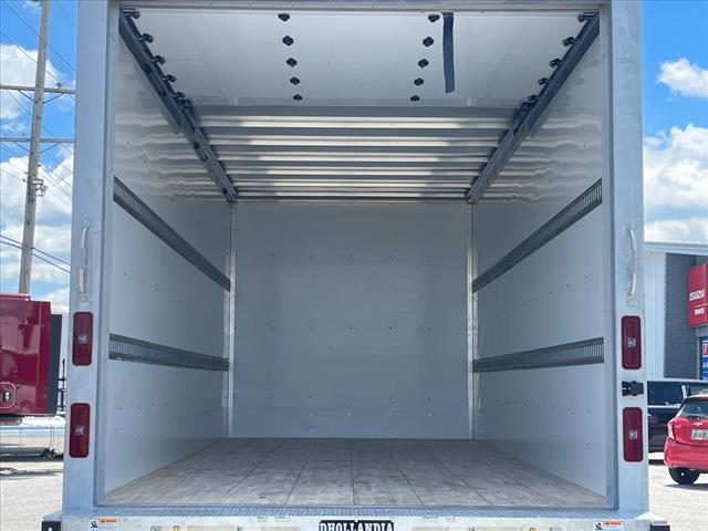 2025 Isuzu NRR Gas Box