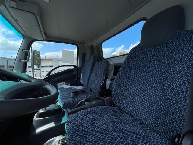 2025 Isuzu NRR Chassis Gas