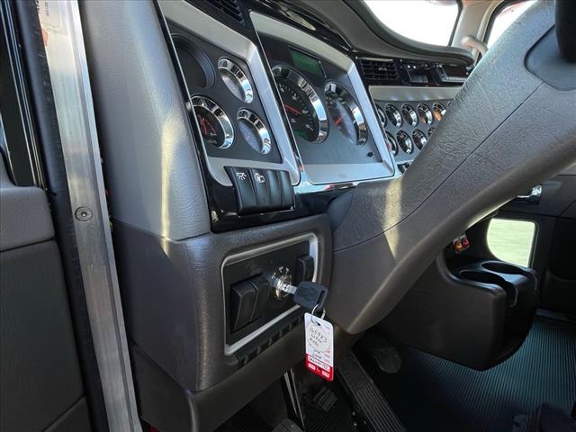 2025 Kenworth W900 Single Cab