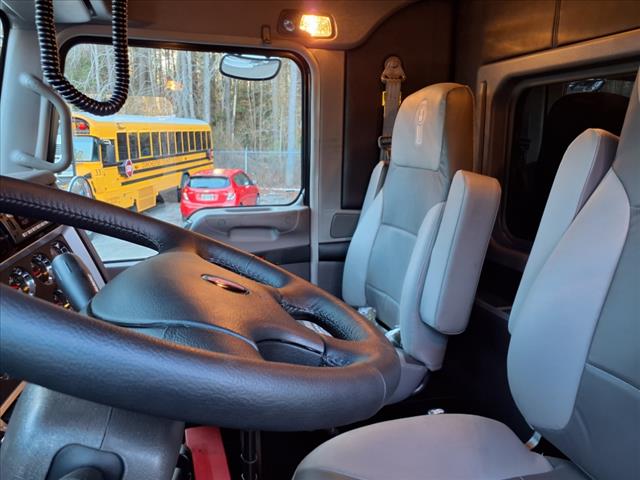 2025 Kenworth W900 Dump