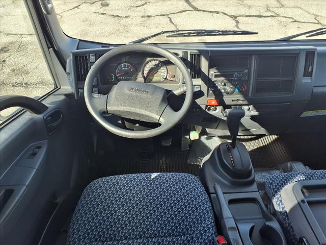 2025 Isuzu NPr HD