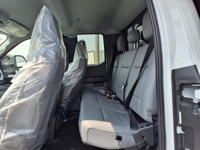 2025 Ford F450 XL