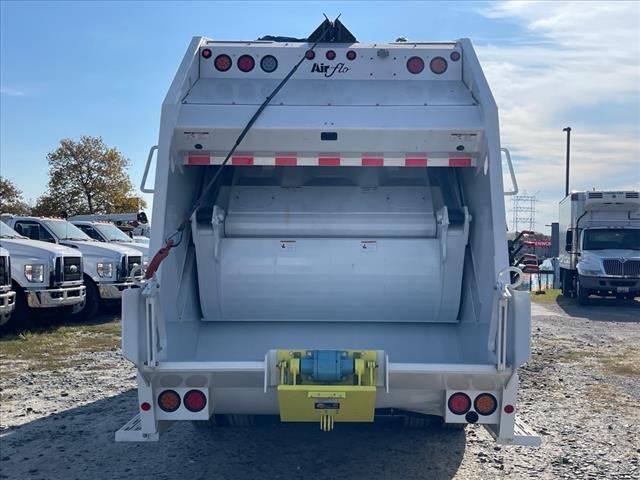 2025 Kenworth T880 Single Cab