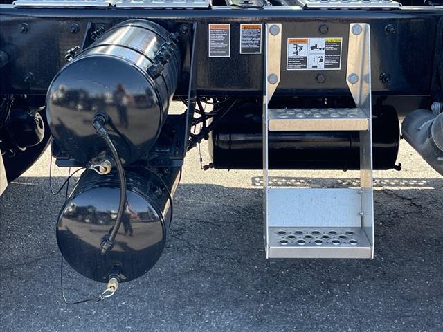 2025 Kenworth W990 Tractor