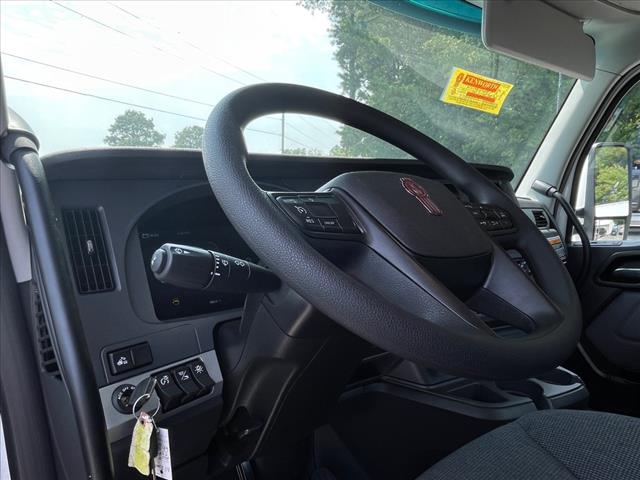 2025 Kenworth T880 Day Cab