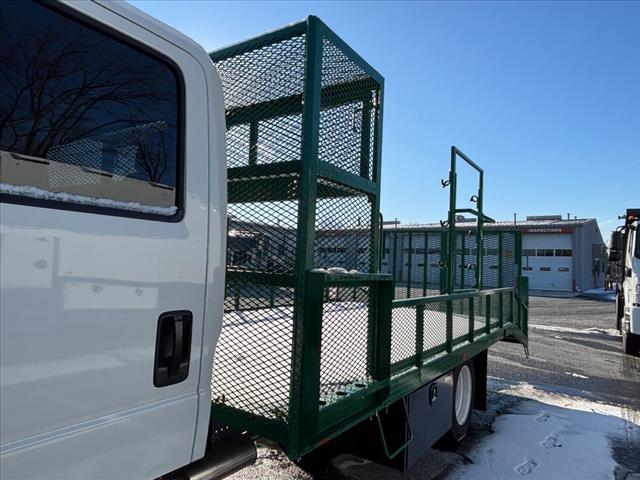 2024 Isuzu NPRHD Dovetail