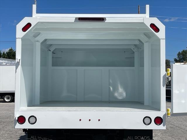 2024 Isuzu NRR 13' CHIP TRUCK