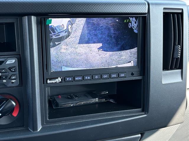 2024 Isuzu NPR XD XD