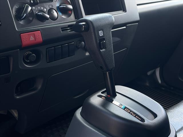 2024 Isuzu NPR XD Single Cab