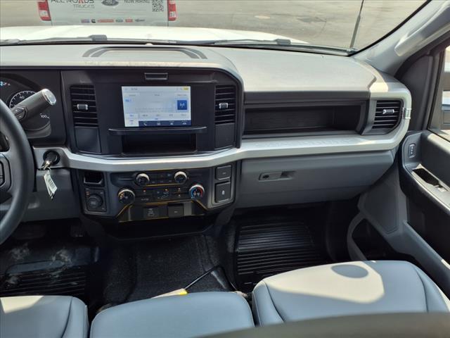 2025 Ford F-350 Super Duty XL