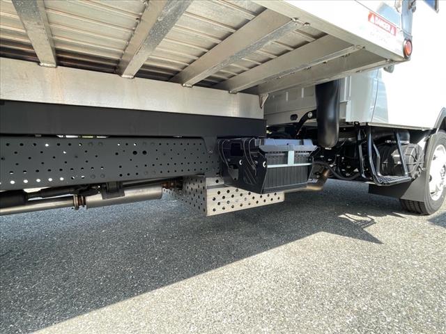 2024 Isuzu NRR Crew Gas LANDSCAPE DUMP