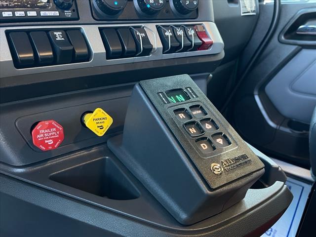 2025 Kenworth T880 Dump