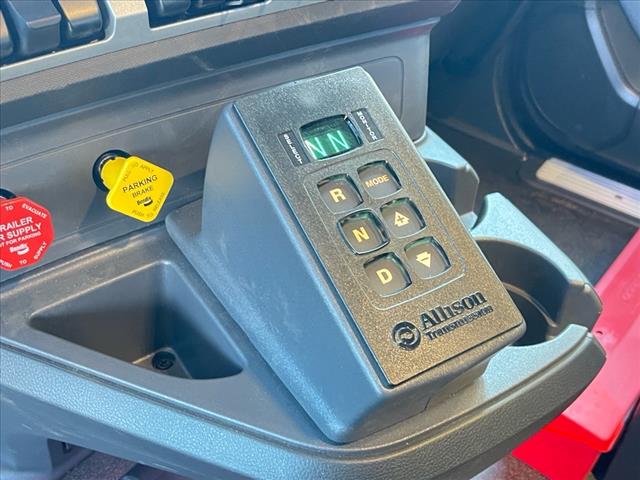 2025 Kenworth T880 Dump