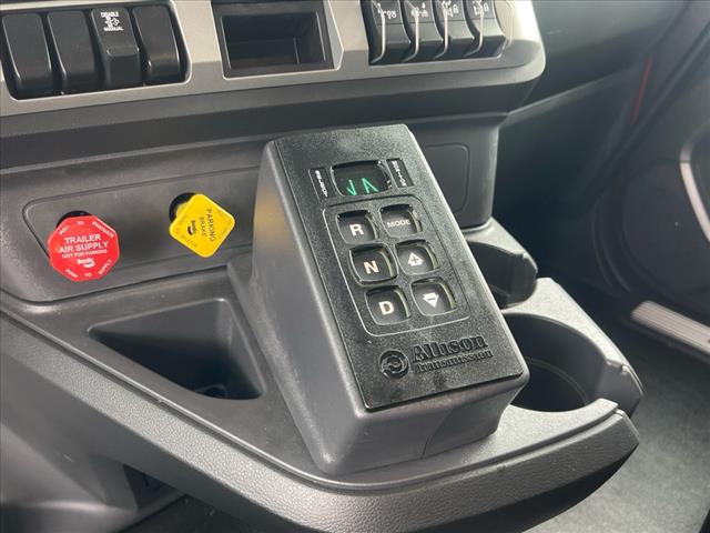 2025 Kenworth T880 Single Cab