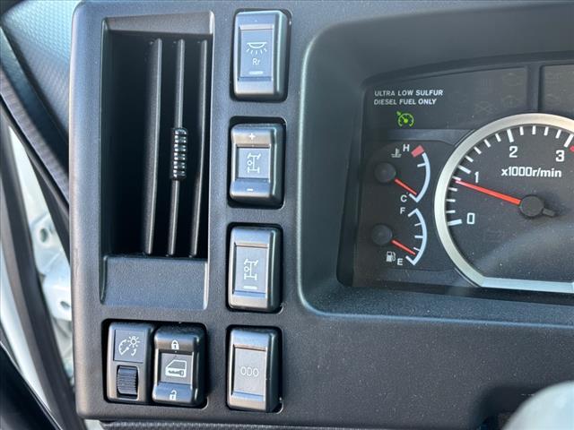 2025 Isuzu FTR 16 Landscape