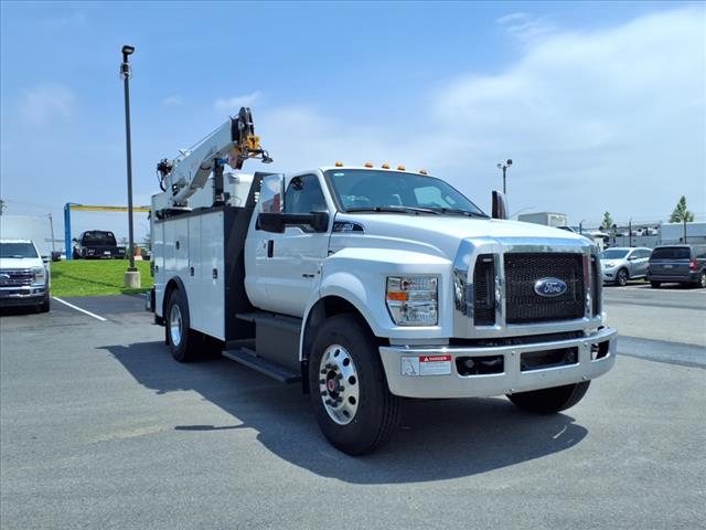 2025 Ford F750 SUPER DUTY
