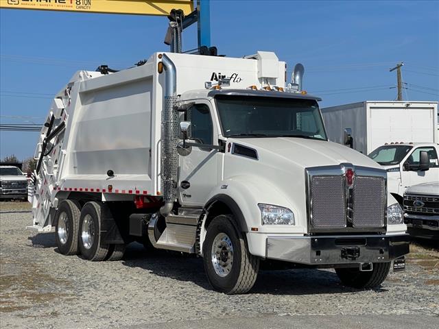 2025 Kenworth T880 Single Cab