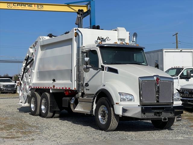 2025 Kenworth T880 Single Cab